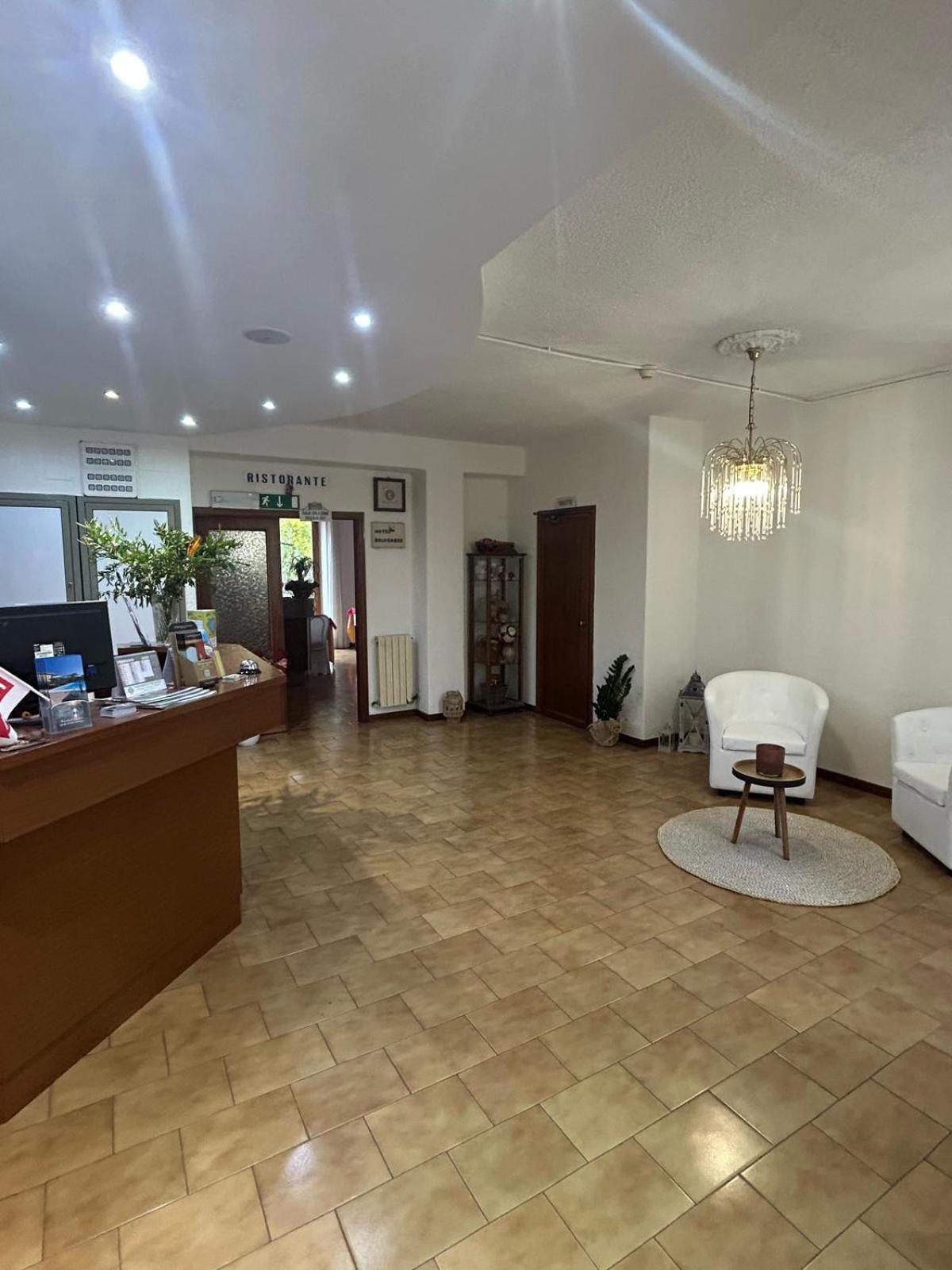 Hotel Belvedere Passignano sul Trasimeno Zewnętrze zdjęcie